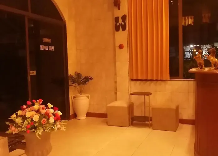 Airport House * Бангкок