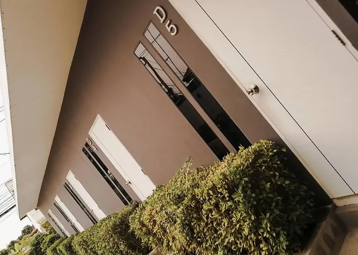 Airport House Отель Бангкок